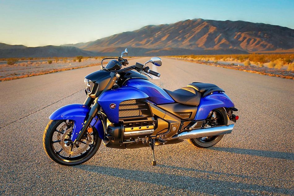 帅化了我的心 本田北欧女神摩托车高清图集 - 