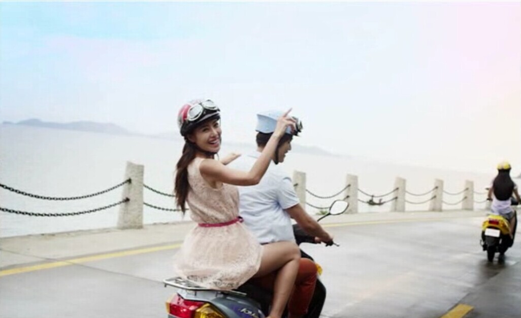 【全面PK】首款新能源摩托 VS 电动车(品质篇