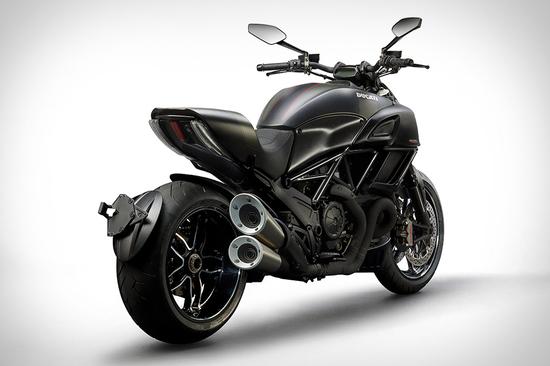 超级街车 杜卡迪2016款大魔鬼碳纤维版摩托 - 中国摩托迷网 - 摩托车网站 - 中国第一摩托车论坛 - 摩旅进行到底!