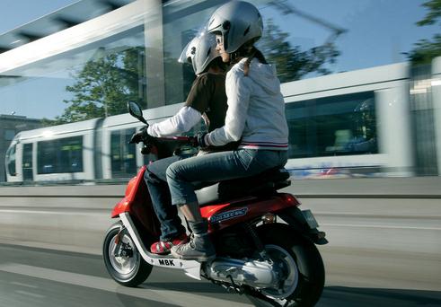 摩托车机油多久换一次 - 中国摩托迷网 - 摩托车